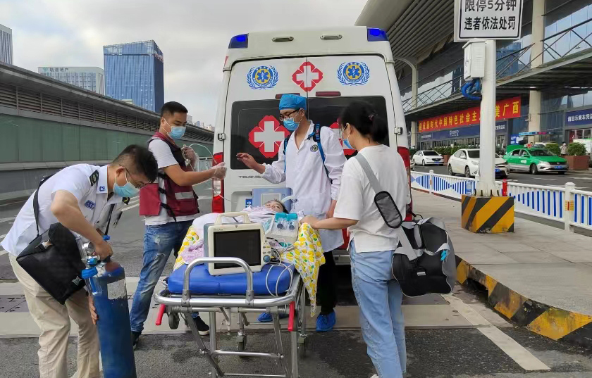 阳高县救护车出租公司